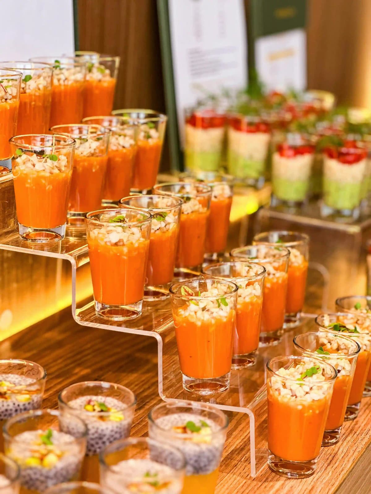 Buffet végétarien préparé par Délise Traiteur pour une réception à Couffé
