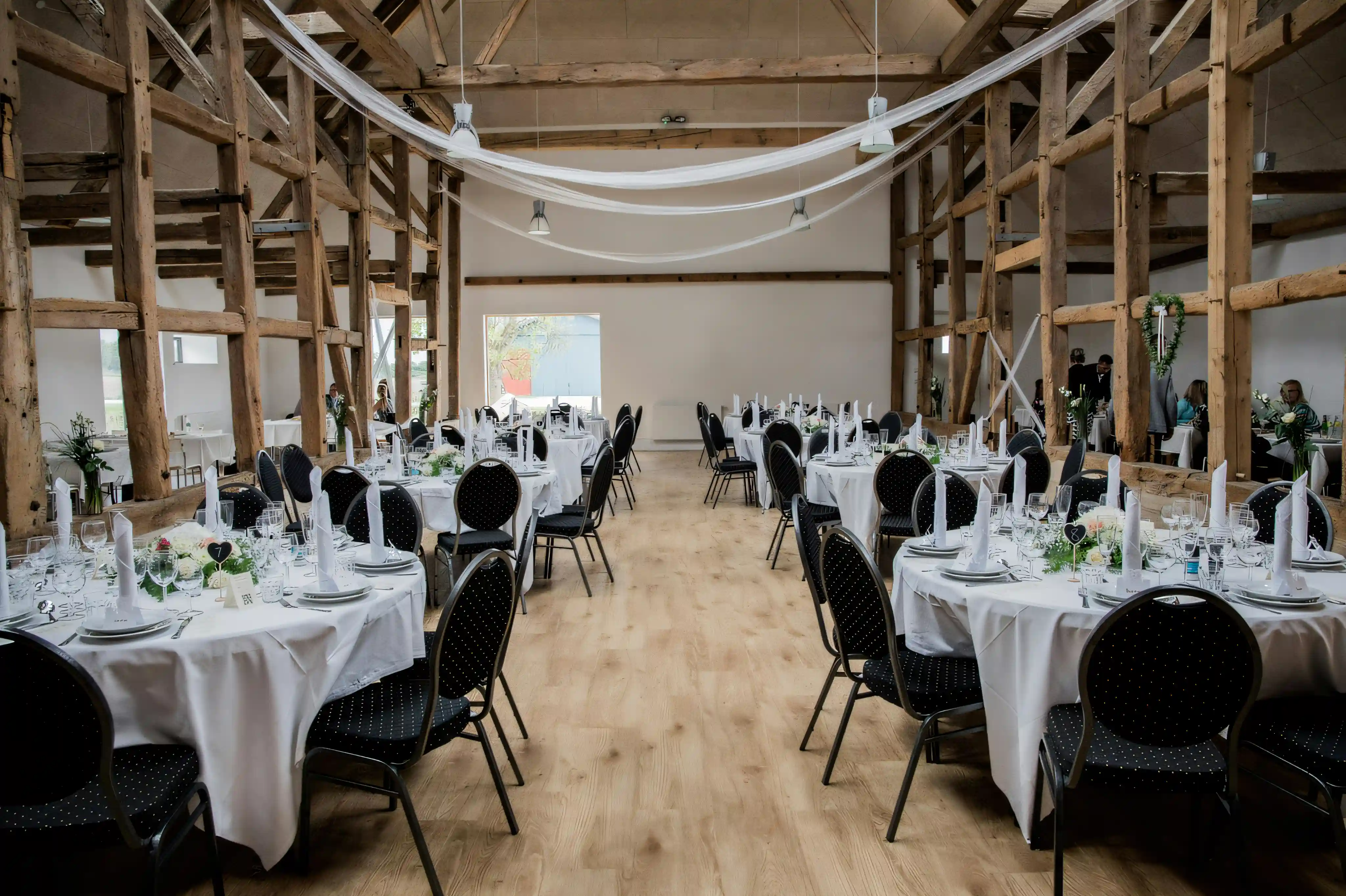 Buffet d'anniversaire festif préparé par Délise Traiteur